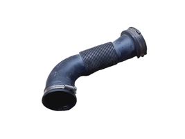 Opel Astra J Air intake hose/pipe 1039896S01