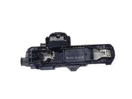 Mercedes-Benz C W204 Manecilla/asa externa de la puerta delantera A2047600734