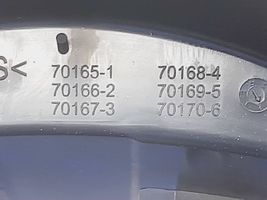 Mercedes-Benz C W204 Ohjauspyörän pylvään verhoilu 701651