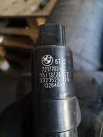 BMW 3 F30 F35 F31 Žibintų apiplovimo skysčio siurbliukas 7217792