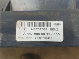 Mercedes-Benz Vito Viano W447 Ventilatore di raffreddamento elettrico del radiatore A4479060012