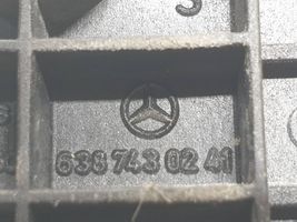Mercedes-Benz Vito Viano W447 Apdaila galinio dangčio 6387430241