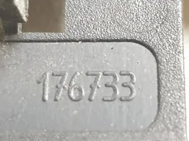 Citroen Berlingo Dysza spryskiwacza szyby przedniej / czołowej 176733
