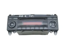 Mercedes-Benz B W245 Radio/CD/DVD/GPS head unit A1698200286