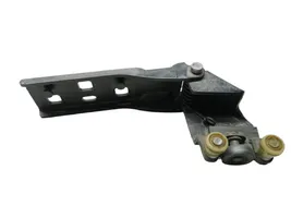 Renault Trafic III (X82) Guida a rullo centrale per portellone scorrevole 777647086R