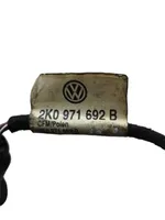 Volkswagen Caddy Liukuoven kytkinnivel 8K0971692B