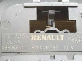 Renault Trafic II (X83) Lampka podsufitki tylna 8200418969