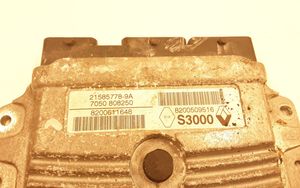 Renault Scenic II -  Grand scenic II Sterownik / Moduł ECU 215857789A