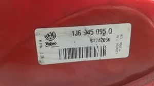 Volkswagen Golf V Set di luci posteriori 1J6945095Q