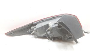 Hyundai i40 Lampa tylna 924023Z000