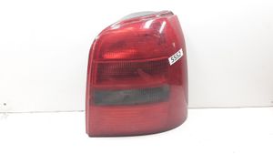 Audi A4 S4 B5 8D Lampa tylna 01608152