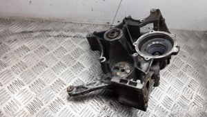 Volkswagen PASSAT B5 Supporto di montaggio della pompa del servosterzo 028903143AF