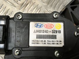 Hyundai i40 Akceleratoriaus pedalas 327272T900