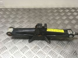 Subaru Legacy Cric di sollevamento 140515