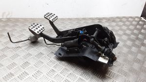 Mercedes-Benz C W203 Pedal assembly 013167A