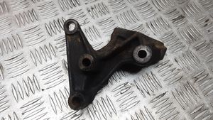 Toyota Yaris Supporto di montaggio del motore (usato) 1231583021