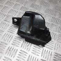 Mazda 6 Staffa/supporto di montaggio del filtro carburante 