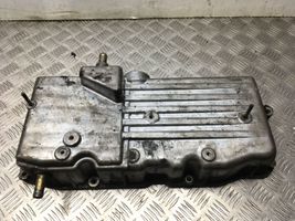 Isuzu Trooper Rocker cam cover 