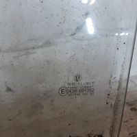 Volkswagen Multivan T4 Front door window glass four-door E143R001352