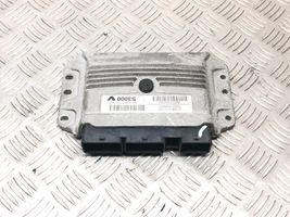 Renault Clio III Calculateur moteur ECU 8200461733