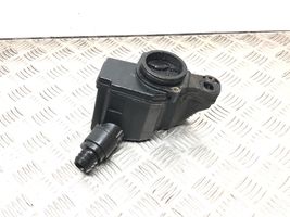 Volkswagen Polo III 6N 6N2 6NF Sfiato/tubo di sfiato/tubo flessibile 036103464