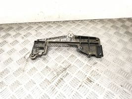 Volkswagen Golf V Supporto della valvola di raffreddamento EGR 03G131159