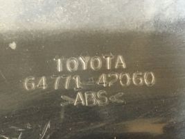 Toyota RAV 4 (XA20) Pidike (kiinnike) 6477142060