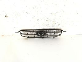 Toyota Corolla E110 Grille calandre supérieure de pare-chocs avant 