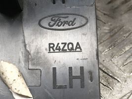 Ford Focus Garsiakalbis panelėje 4M51A23409A