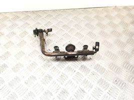 Subaru Legacy Polttoainesuutin 0014820