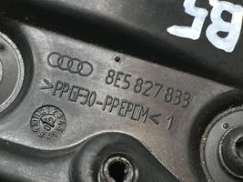Audi A4 S4 B5 8D Blocco/chiusura/serratura del portellone posteriore/bagagliaio 8E5827833