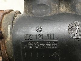 Volkswagen Golf V Boîtier de thermostat / thermostat 03212111