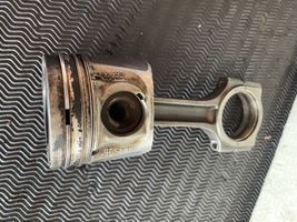 Nissan Qashqai+2 Piston avec bielle KV9