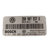 Volkswagen PASSAT B5.5 Moottorin ohjainlaite/moduuli 3B0907557R