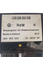 Volkswagen Golf V Module confort 3A0953233