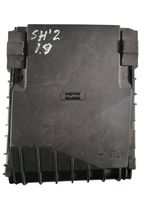 Volkswagen Polo IV 9N3 Module de fusibles 1K0937125A