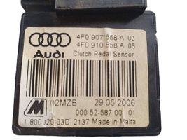 Audi A6 S6 C6 4F Capteur pédale d'embrayage 4F0907658A