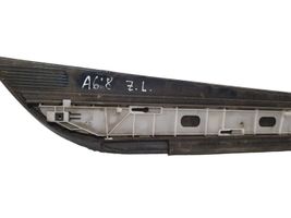 Audi A6 S6 C6 4F Takaoven lista (muoto) 4F0853969