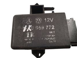 Volkswagen PASSAT B7 Seat heating relay 1K0959772