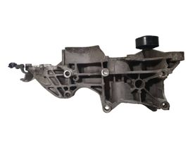 Audi A6 S6 C7 4G Staffa di montaggio del compressore dell’A/C 03L903143R