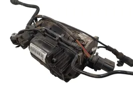 Audi Q7 4L Compressore/pompa sospensioni pneumatiche 7L8616006A