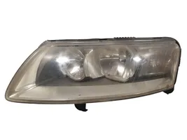 Audi A6 S6 C6 4F Lampa przednia 16016300