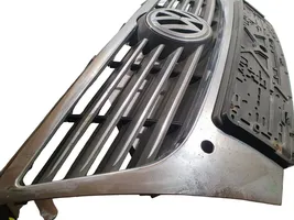 Volkswagen PASSAT B6 Front grill 1K5853600