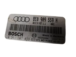 Audi A6 S6 C5 4B Moottorin ohjainlaite/moduuli 8E0909559H