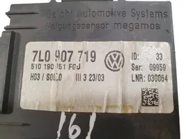 Volkswagen Phaeton Signalizācijas vadības bloks 7L0907719