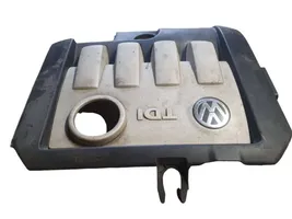 Volkswagen PASSAT B6 Engine cover (trim) 03G103925