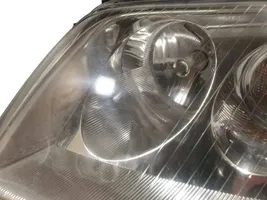 Volkswagen PASSAT B5.5 Lampa przednia 1EL00834007