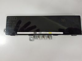 Audi A6 S6 C6 4F Antenos stiprintuvas 4F9035225