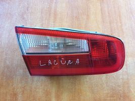 Renault Laguna II Lampy tylnej klapy bagażnika 8200002475