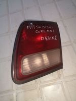 Mitsubishi Galant Lampy tylnej klapy bagażnika 0431613